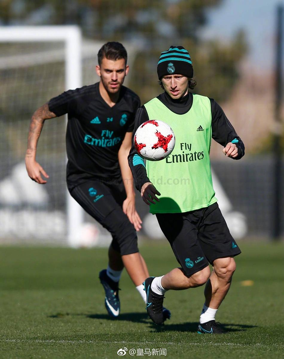 九游体育下载-转会期阿贾克斯备战国王杯，队长鼓劲细节曝光，底气十足，心理建设被强调(阿贾克斯主教练)